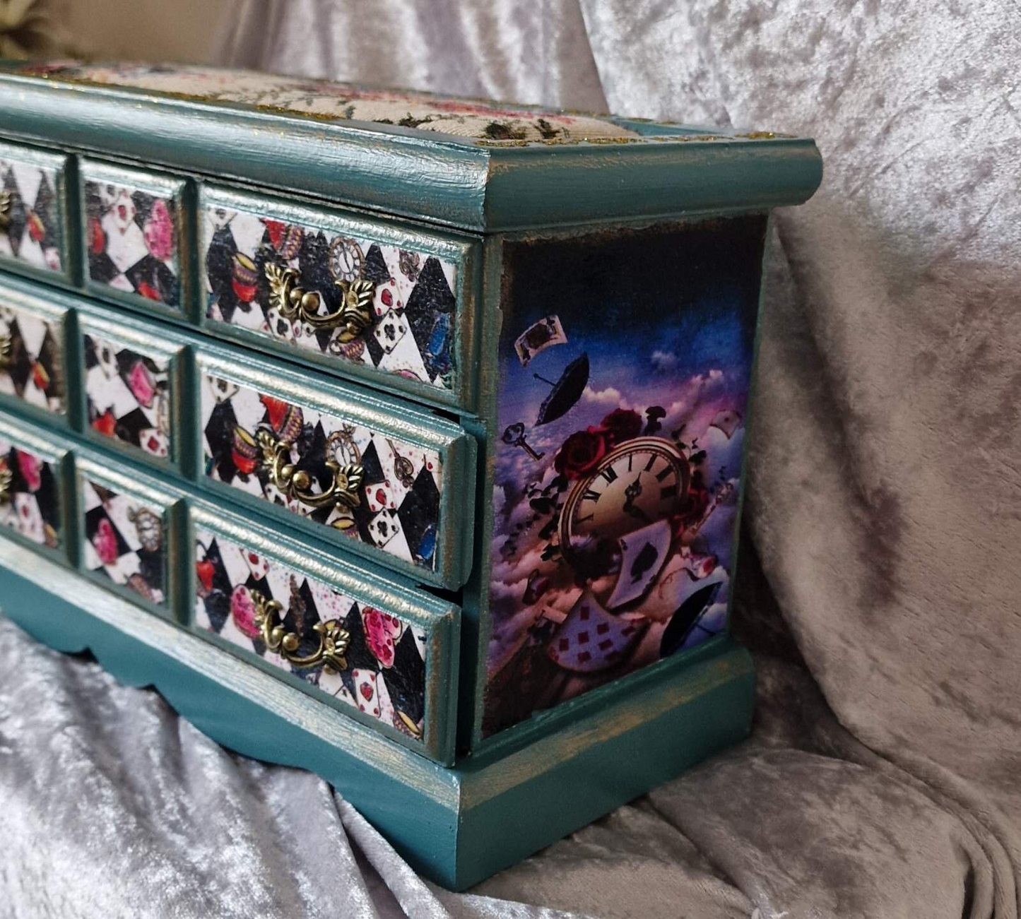 Alice in Wonderland Jewellery Box