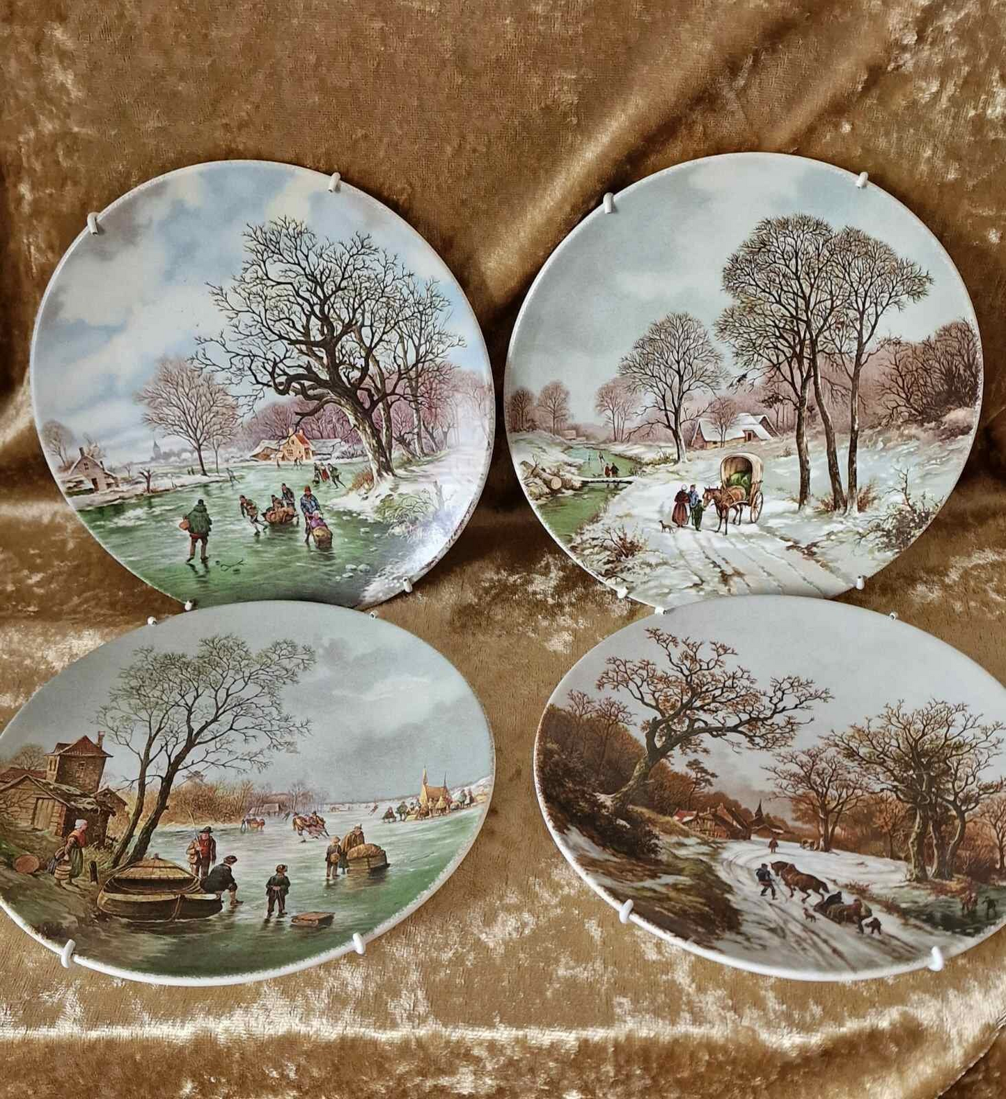 Poole "Landscape in Winter" display set