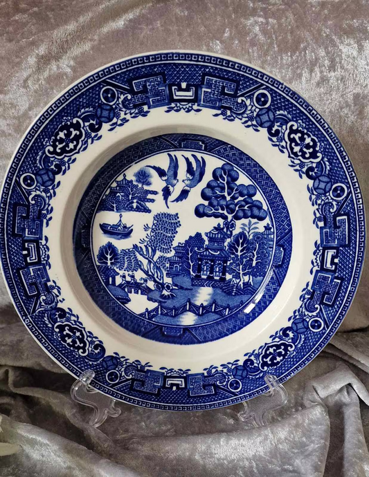Blue and white plate with landscape scene, featuring Alfred Meakin old Willow dinner plates.