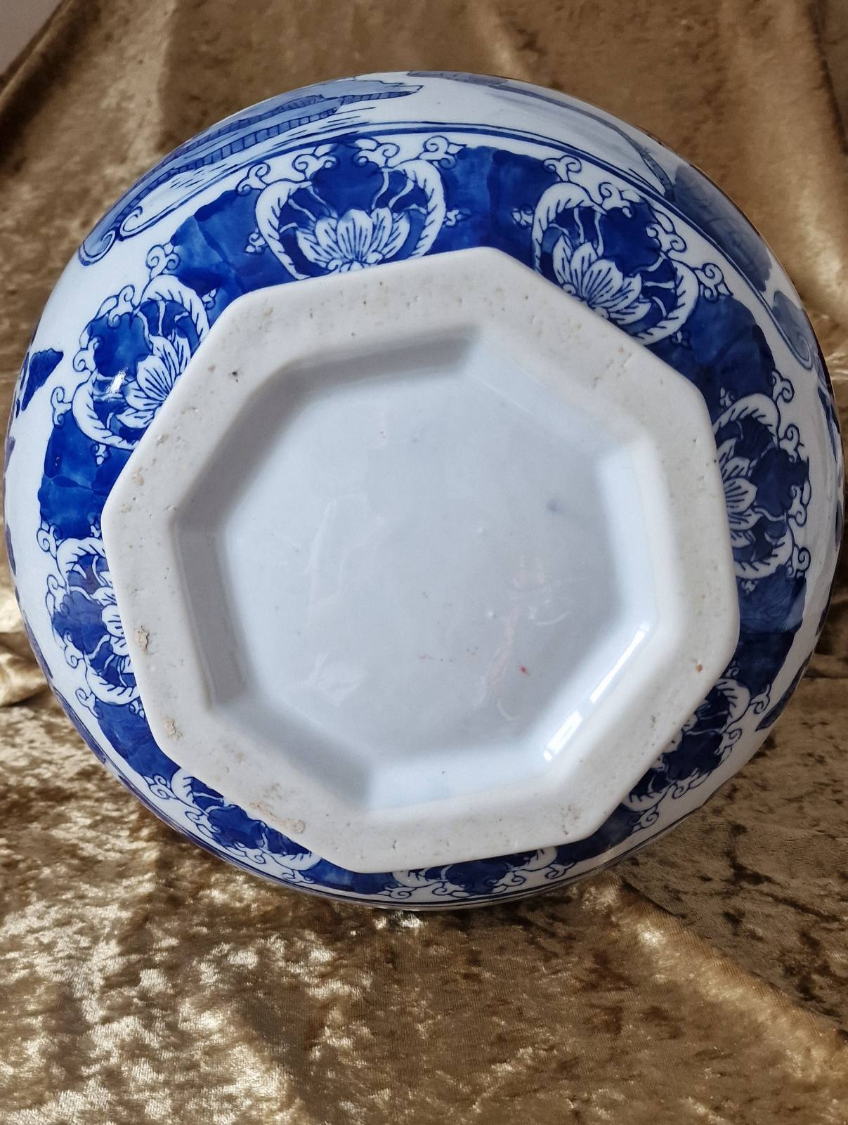 Chinese Blue White Two Handled Vase