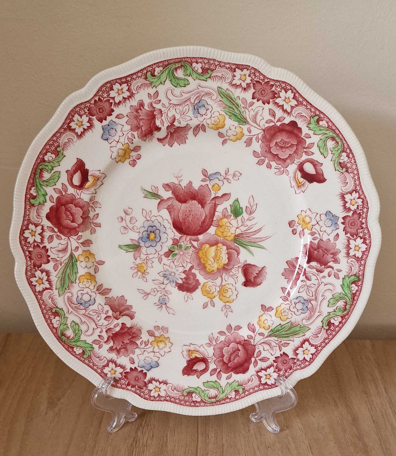 Johnson Brothers Winchester Pattern Bread & Butter Plates x5 and a Large Serving Plate