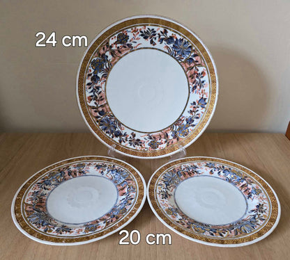 Wedgwood Gilt Ground Creamware 'Chinoiserie' 3pcs Part Service